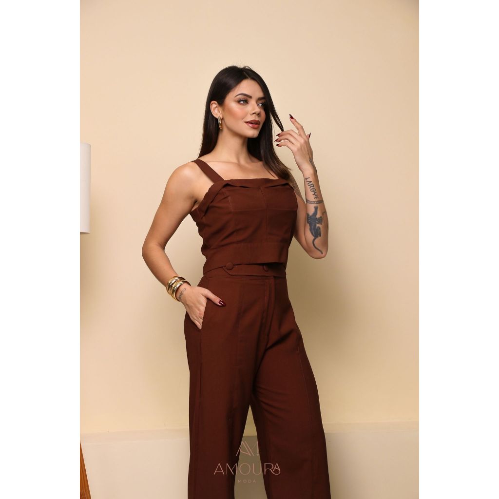 Conjunto Alfaiataria Helena Calça e Cropped Social Tecido Marrant Viscose
