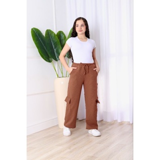 Calça Cargo Pantalona Infanto-Juvenil com Bolsos Laterais – Conforto e Estilo para o Dia a Dia blackfriday* em Oferta na Shopee
