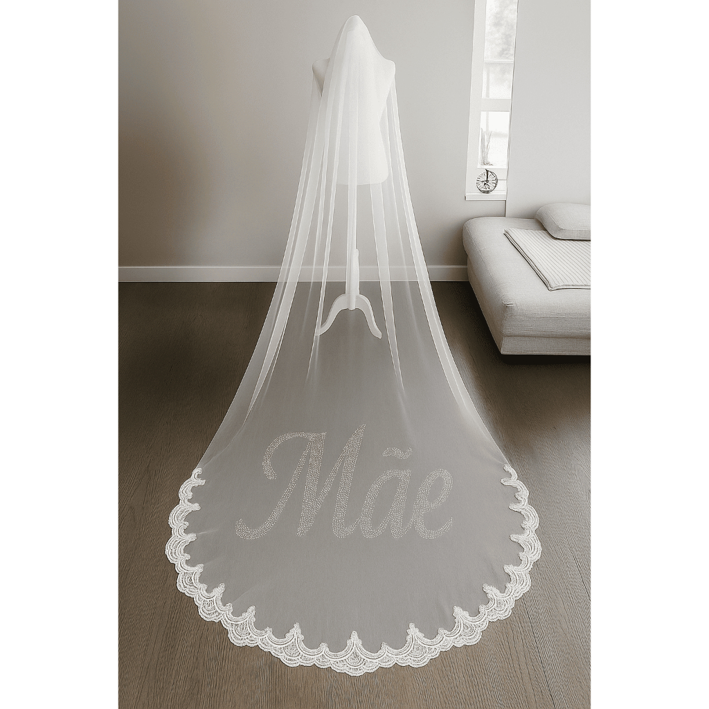Véu de Noiva escrito Mãe ou Pai  3m Bordado com Aplique de Strass   - Tule Liso com Pente