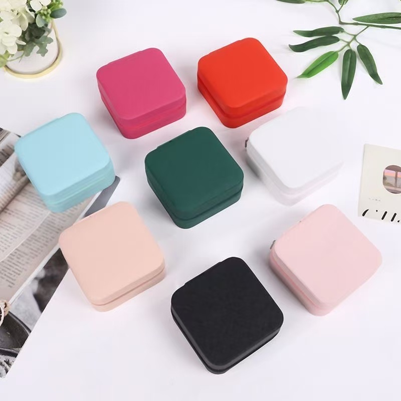 Kit 10 Porta Joias Portátil de Bolsa com Divisões para Brincos Colares e Pulseiras
