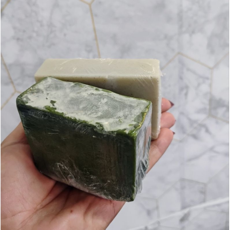 Kit Sabonete Argila Verde + Sabonete Clareador 🌿✨ Controle da Acne e Pele Uniforme