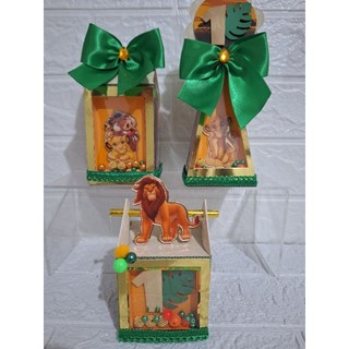 KIT REI LEAO LUXO/LEMBRANCINHAS DE LUXO REI LEAO/ CAIXAS PERSONALIZADAS REI LEAO/QUALQUER TEMA