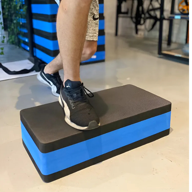 STEP ACADEMIA E FISIOTERAPIA E PILATES EM EVA REFORÇADO  60x30x14 - CORES CONFORME DISPONIBILIADE em Oferta na Shopee