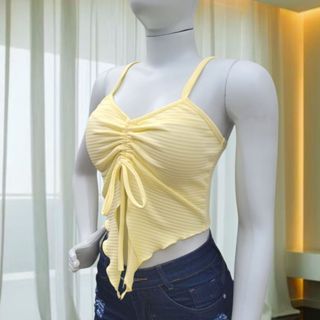 Cropped  Canelado de Alcinha Com Detalhe De Amarração Frontal Ajustável Moderno Confortável Com Bojo em Oferta na Shopee