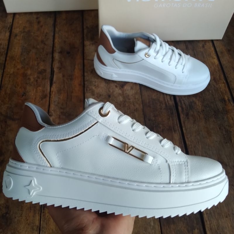 ​Tênis Via Marte Branco e marrom Plataforma Tratorado Casual Original Conforto