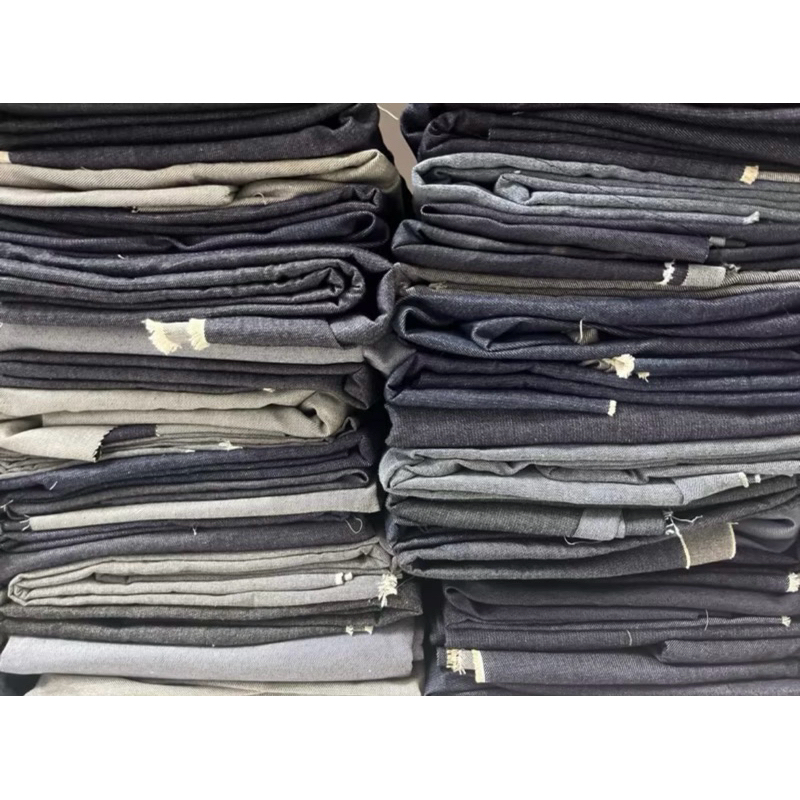 Retalhos de Tecido Jeans, Retalhos de jeans 1 kg p/ Tapetes, bolsas, sacolas, artesanatos