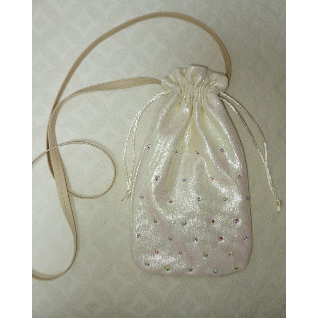 Bolsa saco porta celular e itens essenciais - Pontos de luz