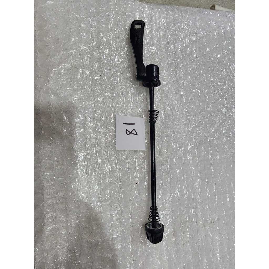 blocagem shimano 18 traseira aluminio eixo 9mm passante produto novo de mostruario imagens reais do produto