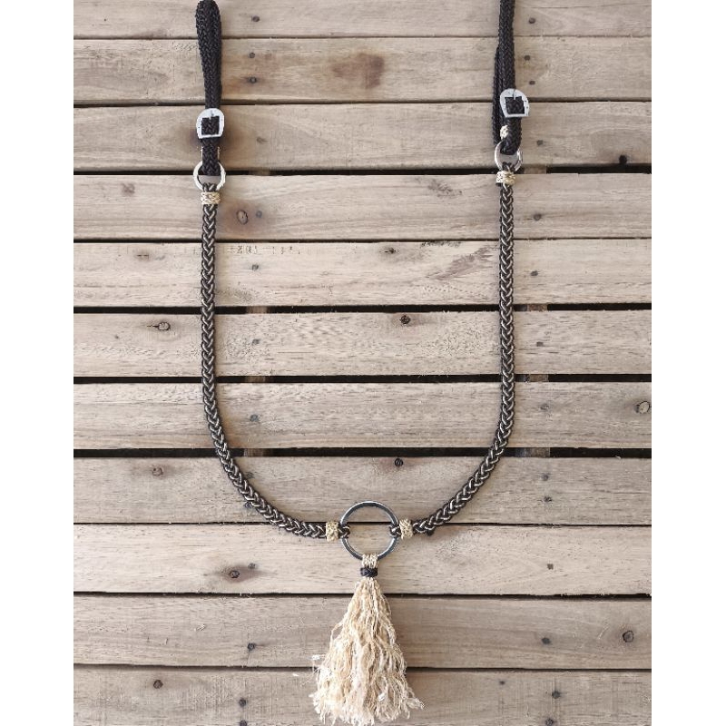 peitoral de cordinha trançado para cavalo