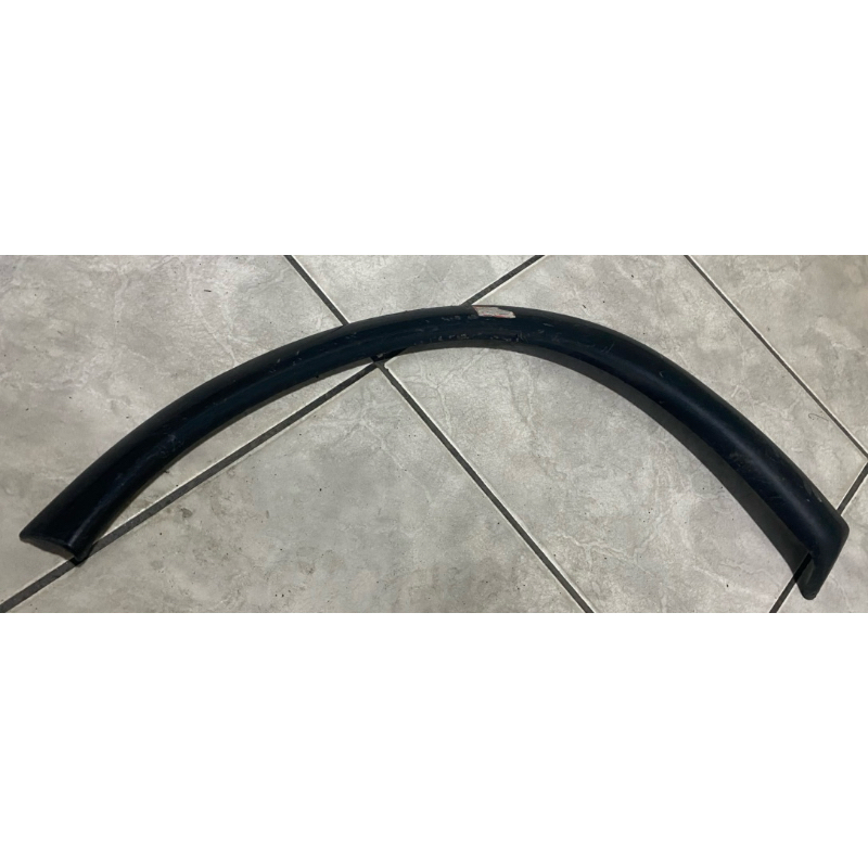 moldura pára-lama LÊ gm Corsa Classic 95/10 original