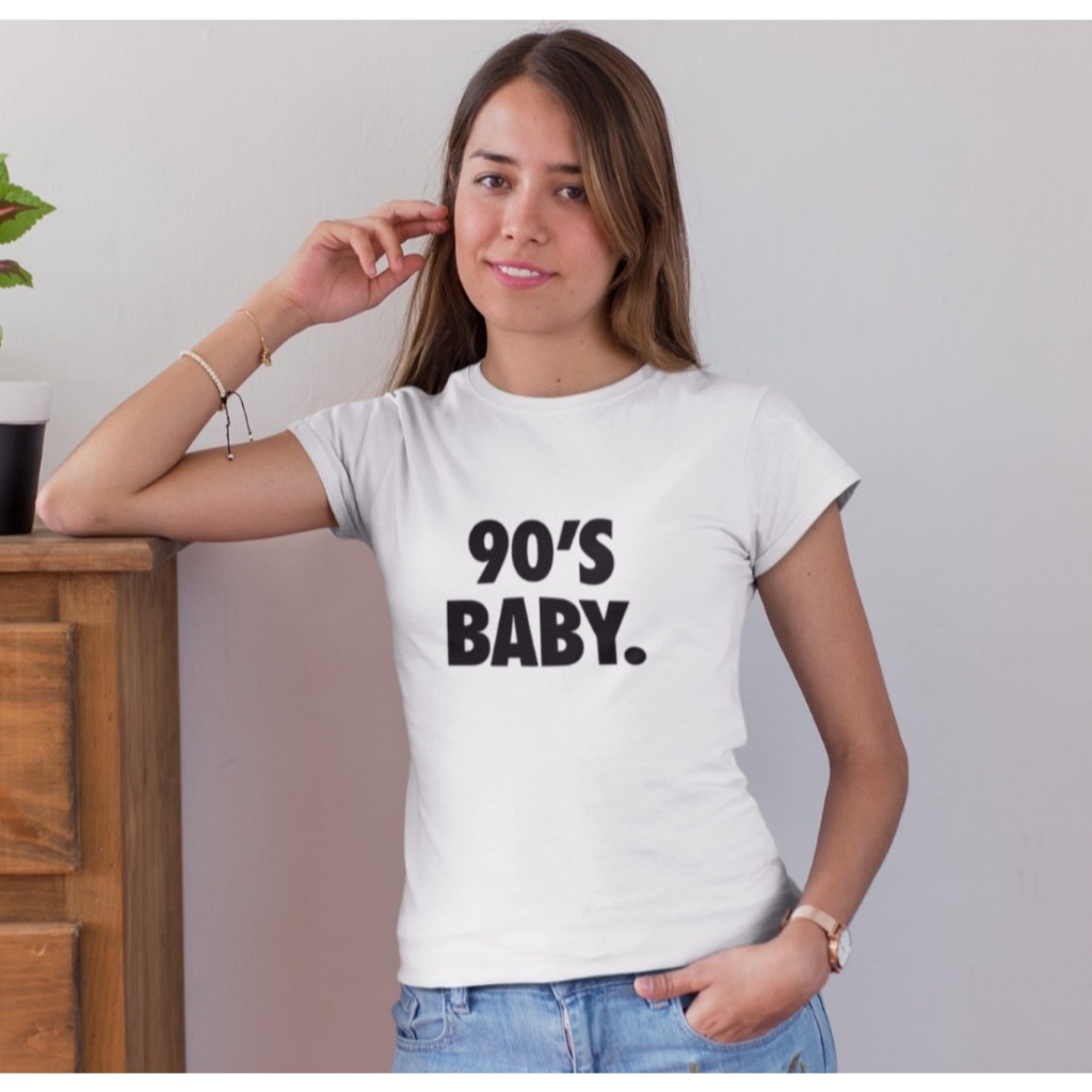 Baby Tee Y2K Feminina- Estampa 90´s Baby, Conforto Elástico e Versátil para Primavera/Verão/Outono