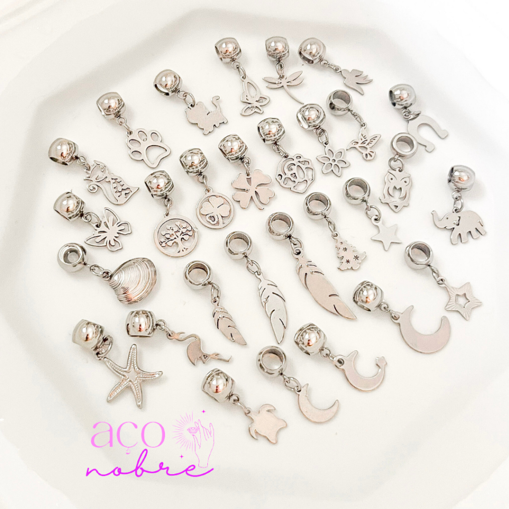 Berloques Aço Inox 43 Modelos Disponíveis Pingentes Coração Animais Bike Arvoré Trevo Da Sorte em Oferta na Shopee