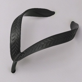 Correia Larga para Chinelos Modelo Tradicional Unissex cor Preto em Oferta na Shopee