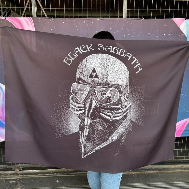 Bandeira BANDA Black Sabbath 2  - Tecido -Acabamento a Laser em Oferta na Shopee