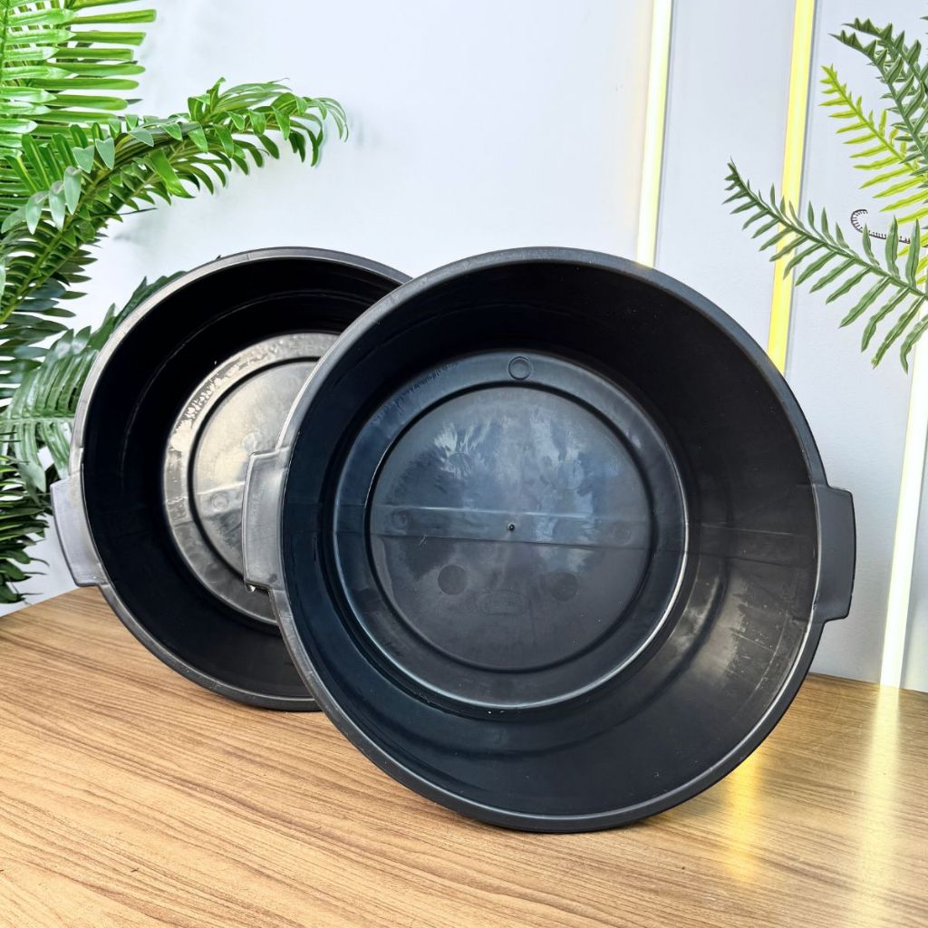 Kit com 2 Bacias Pretas de 18 Litros com Alça para Transporte em Oferta na Shopee