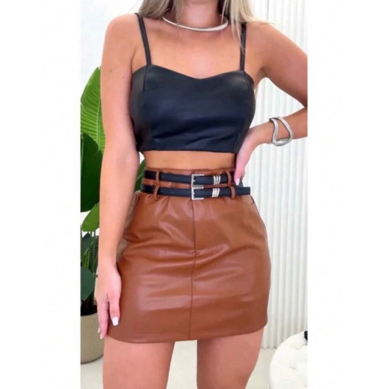 Shorts Saia Tecido Courino com 2 Cintos: Combine Estilo e Conforto