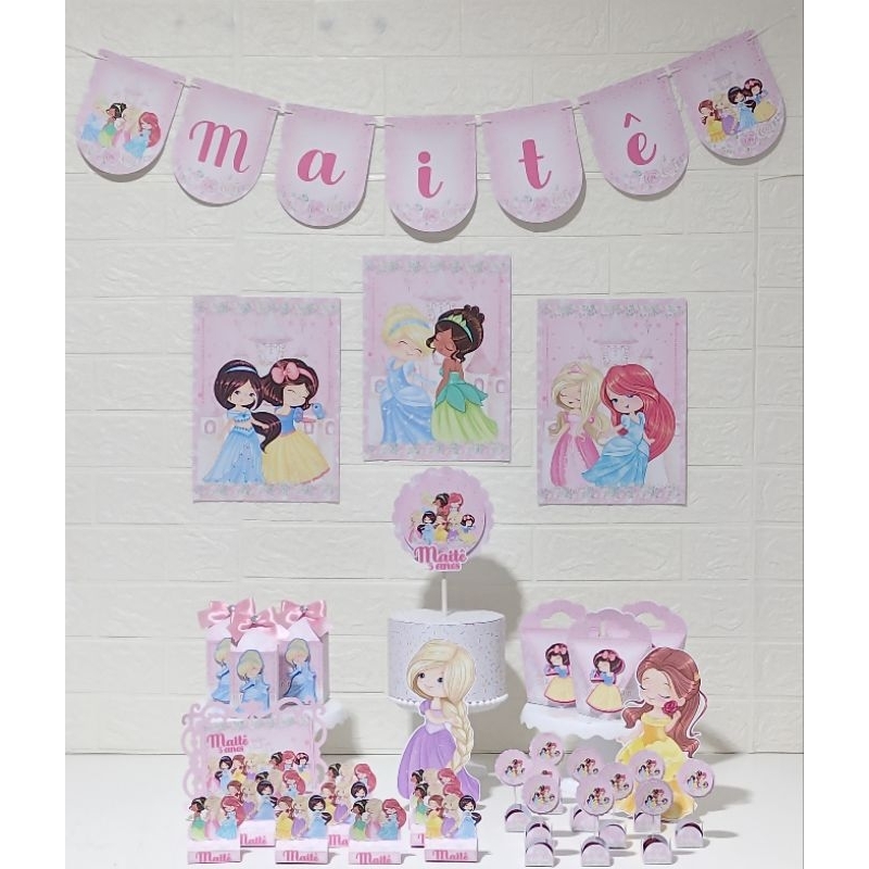 Kit Festa Princesas só um bolinho personalizado/mesversário aniversário/ Lembrancinhas