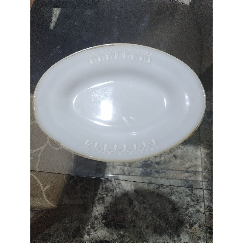 Travessa oval porcelana Termo-Rey gravatinha
