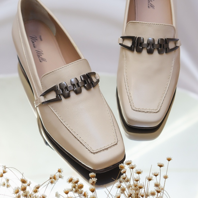 Mocassim Feminino Confortável em Couro Legítimo Salto Baixo Elegante