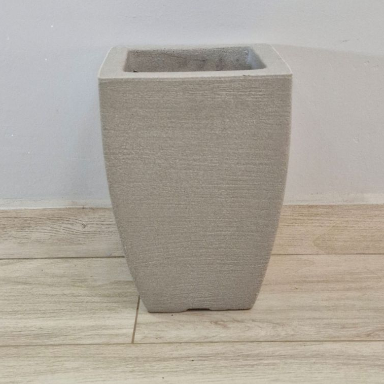 Vaso de Planta Decorativo Reciclável em Polietileno - Quadrado bojo 53