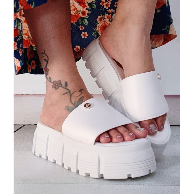Sandália Papete Flatform Tamanco Feminina Conforto e Estilo em Oferta na Shopee