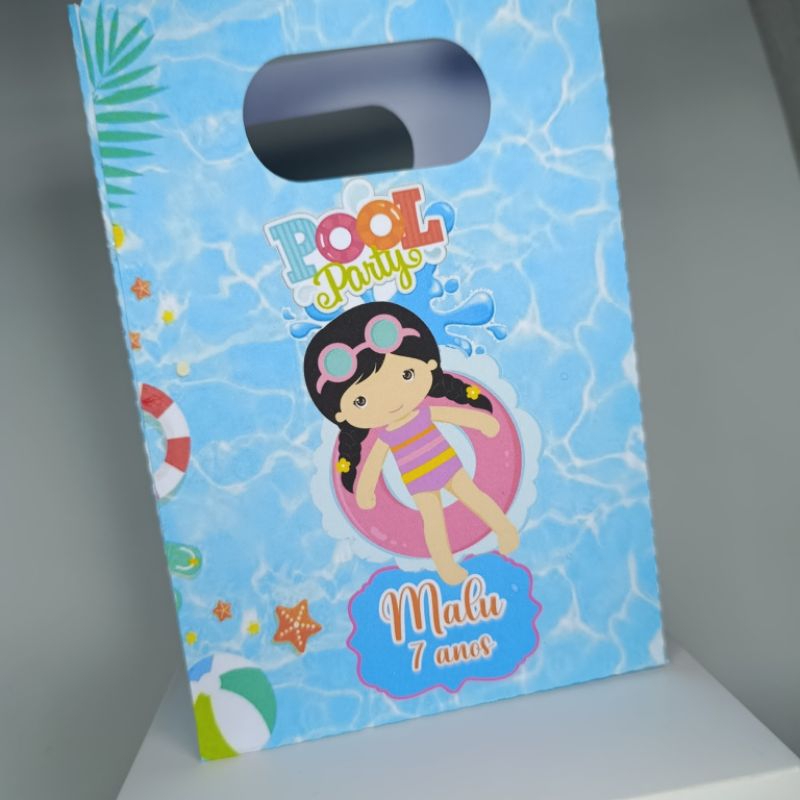 Sacolinha M Personalizada Pool Party Menina - Brinde Temático para Festas de Verão, Lembrancinha Criativa e Colorida"
