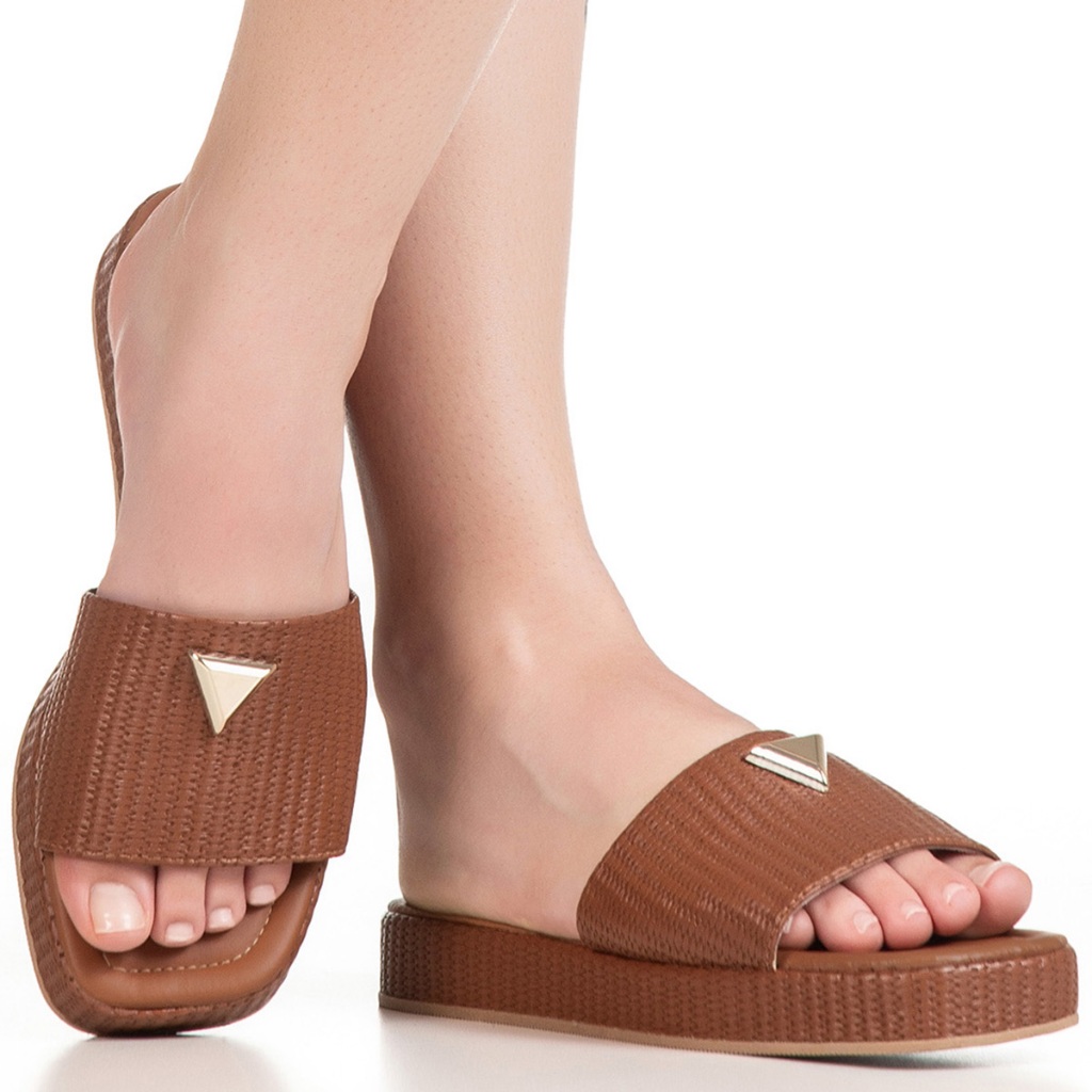 Tamanco Feminino Flatform Baixo Detalhe Triangulo Metalizado Papete Juta Tressê GiGiL em Oferta na Shopee