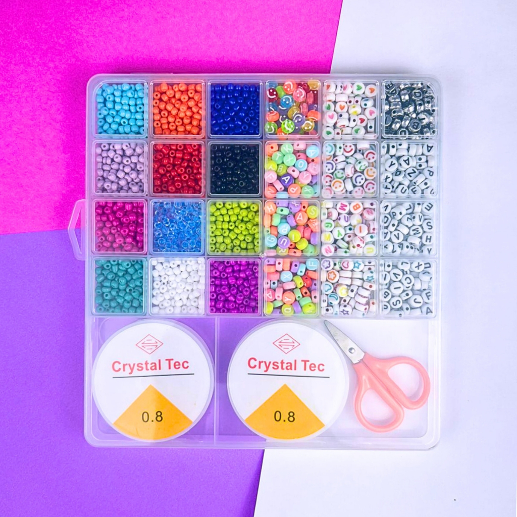 Kit Miçangas de vidro colorido infantil entremeios para pulseira colar + Silicone + Tesoura em Oferta na Shopee