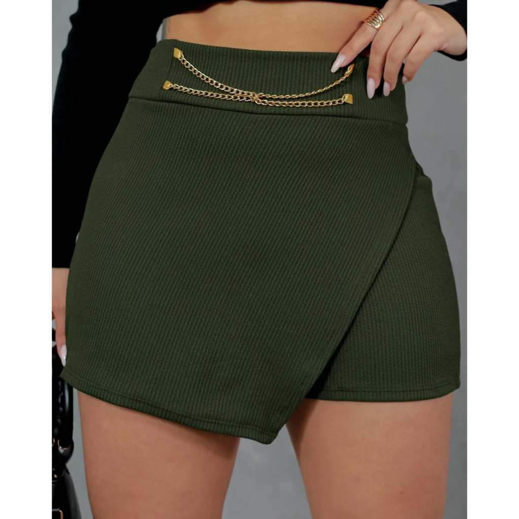 Saia Short Feminina com Detalhe Sofisticado em Corrente Cintura ALTA