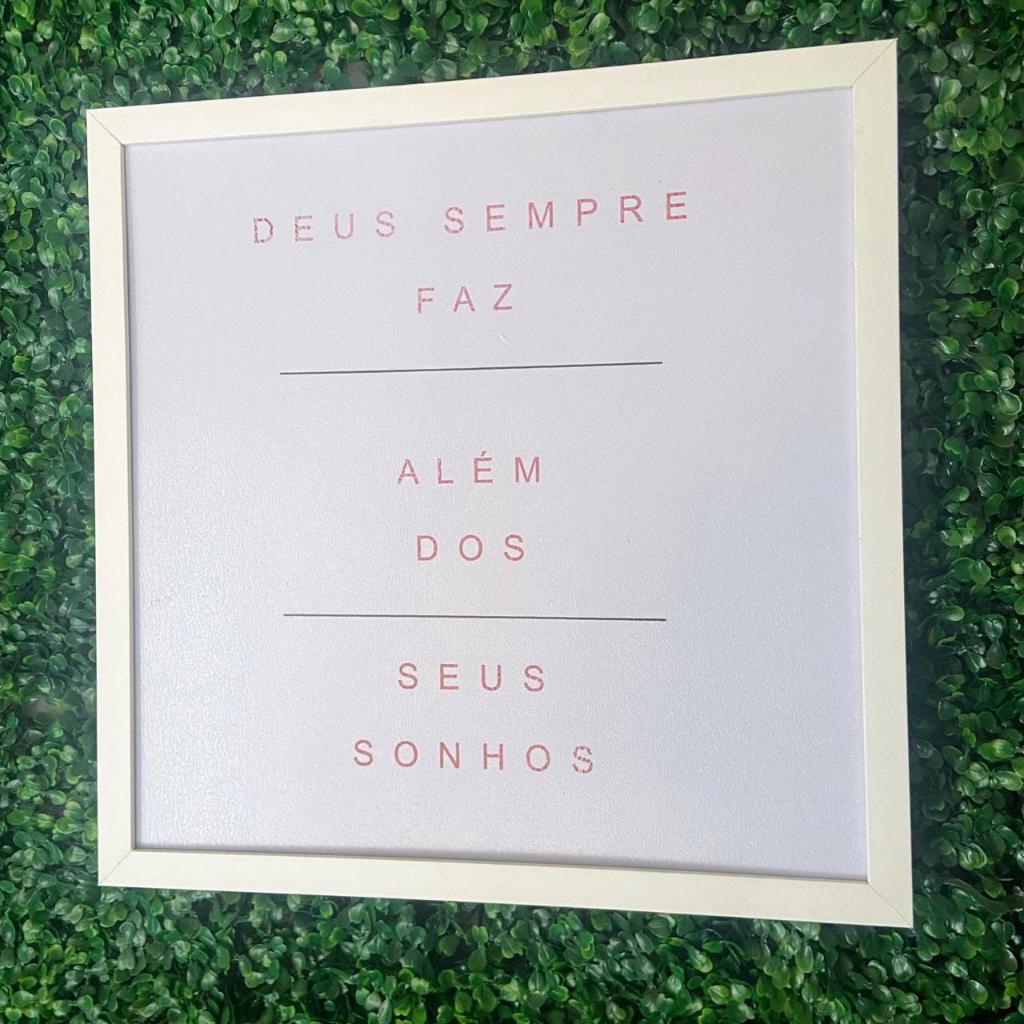 Quadro cobre caixa de luz Resinado com moldura 43x43 Deus sempre faz além dos seus sonhos   para sala/ quarto/decoração