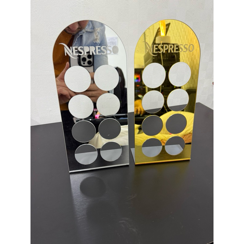 Porta 8 Cápsulas de Café em Acrílico Espelhado de luxo Nespresso, Três Corações ou Dolce Gusto.