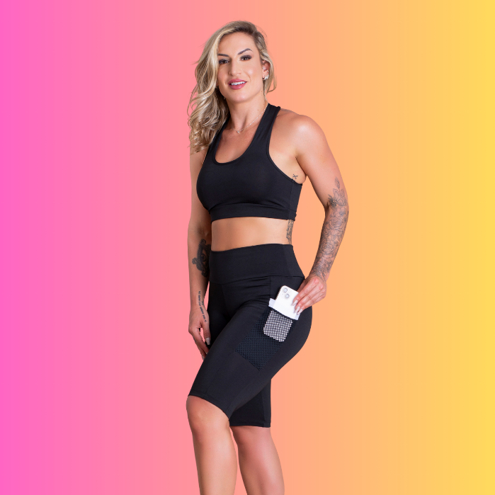Conjunto Fitness Feminino Bermuda Cintura Alta Com Bolso Tela E Top Nadador Liso Básico Academia Treino RIQ Modas