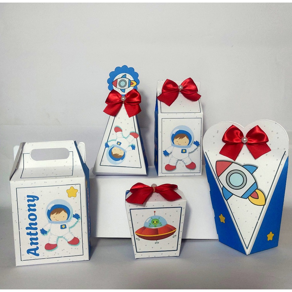 ASTRONAUTA  Kit 50 Lembrancinhas Personalizadas MIMOS Caixinhas de aniversário infantil KIT FESTA