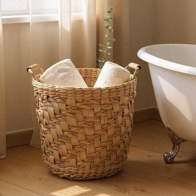 Cesto de Palha Taboa Trançada com Alça de Bambu em Oferta na Shopee