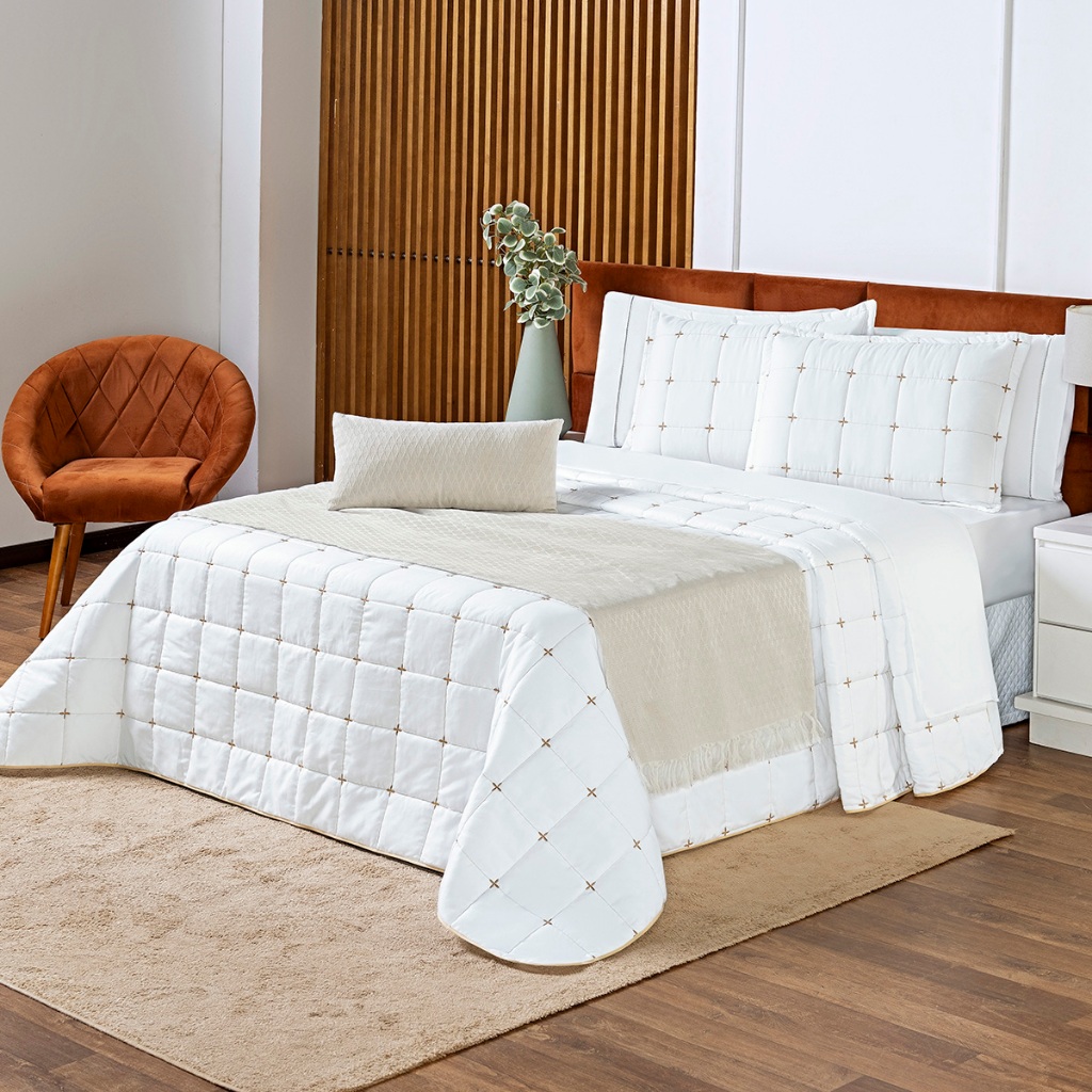 Kit Enxoval Lisboa Completo 9 Peças Casal Queen Cobre Leito e Jogo de Lençol Bordado Dupla...