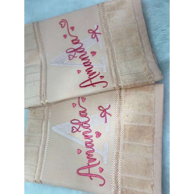 1 Toalha de Boca Bebê Menina Personalizada com Nome Bordada | Dohler | Presente de Bebê | Enxoval | Escola