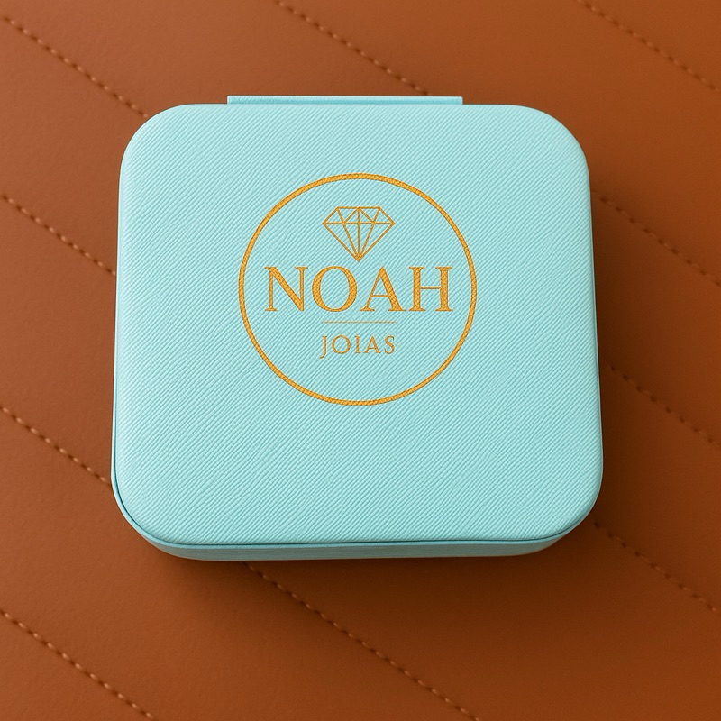 Porta-Joias Compacto de Viagem em Couro Sintético – Estojo Organizador com Divisórias e Espelho