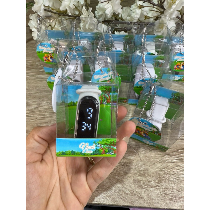 Relógio digital infantil personalizado com caixinha