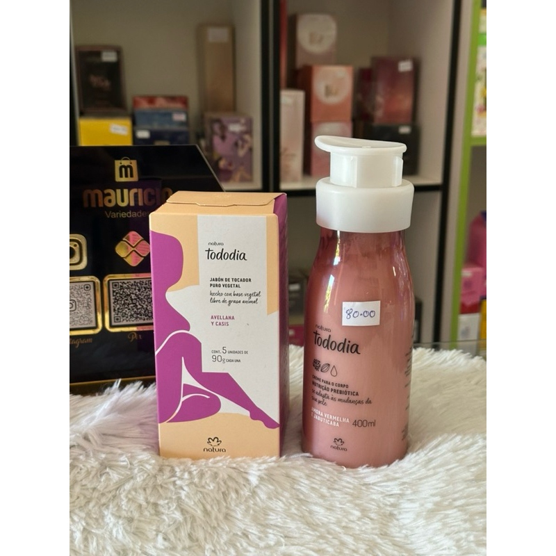 kit presente Natura (Hidratante + caixa de sabonetes)