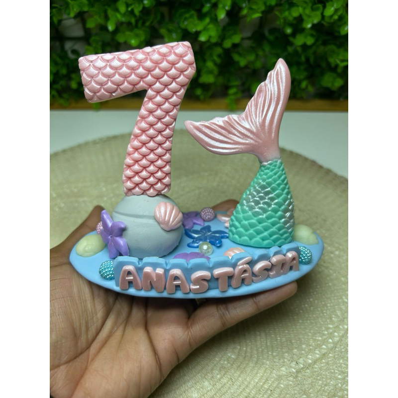 Vela Artesanal Personalizada em Biscuit Tema Sereia Fundo do Mar Rosa para Festa Infantil