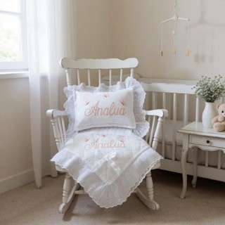 Kit Manta De Lese + Capa Travesseiro Bêbe Estampado Com Bordado Personalizado em Oferta na Shopee