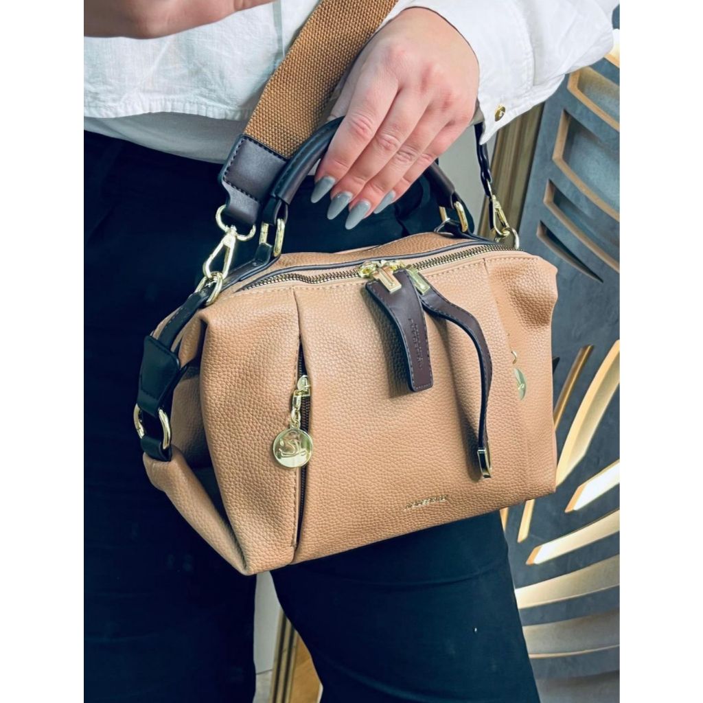 Bolsa Feminina La Cecilia Média Alça Confortavel Transversal e Mão Com Ziper Couro Dia Dia