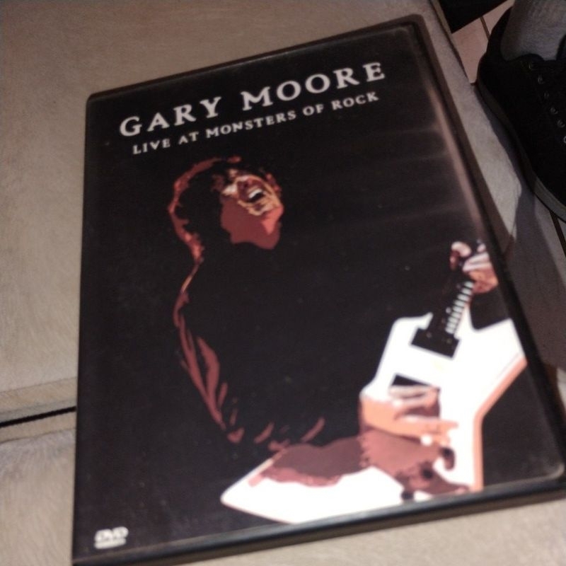 Gary moore live at Monsters of rock dvd
