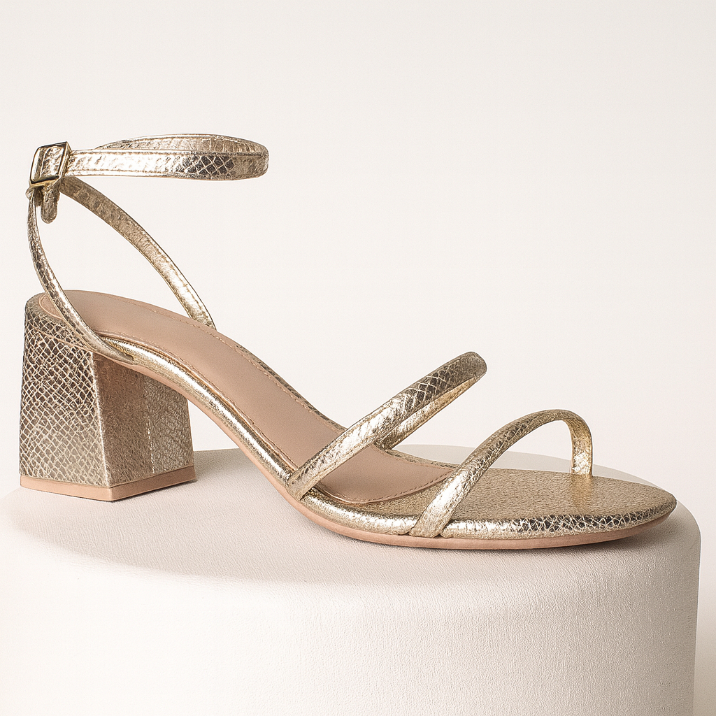 Sandália Feminina Salto Bloco Quadrado Alto Metalizado Dourado Detalhe Tiras Confortável Casual AC em Oferta na Shopee