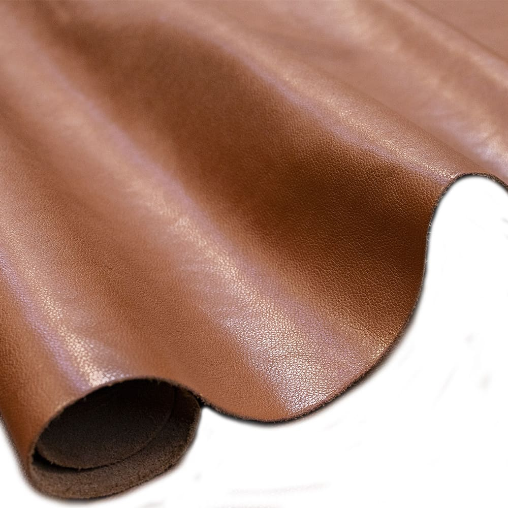 Painel de Couro Genuíno Tipo Fly 25x50cm – Placa Natural e Macia - Retalho 10/12 linhas - Cor: Âmbar