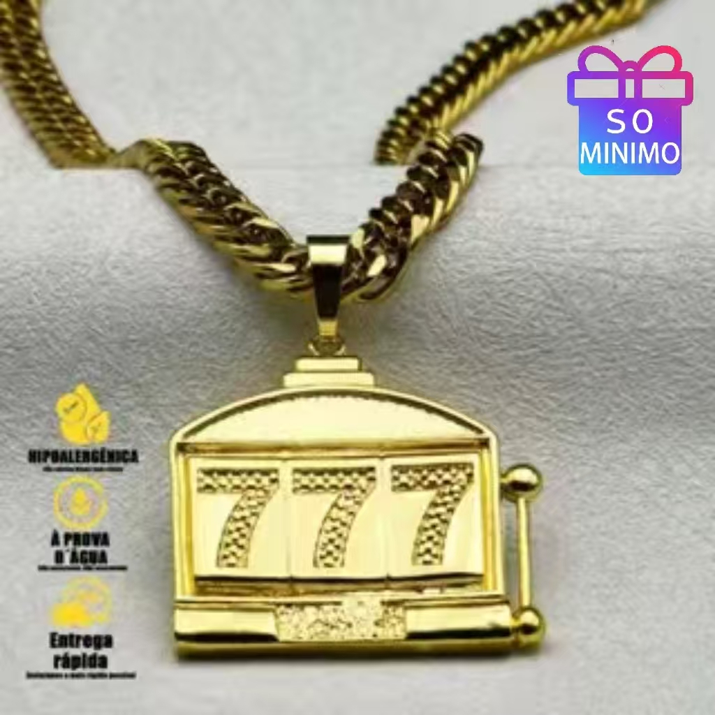 Cordão de Moeda Antiga com Pingente de Cassino Número 777 - Colar Masculino Banhado a Ouro 18K
