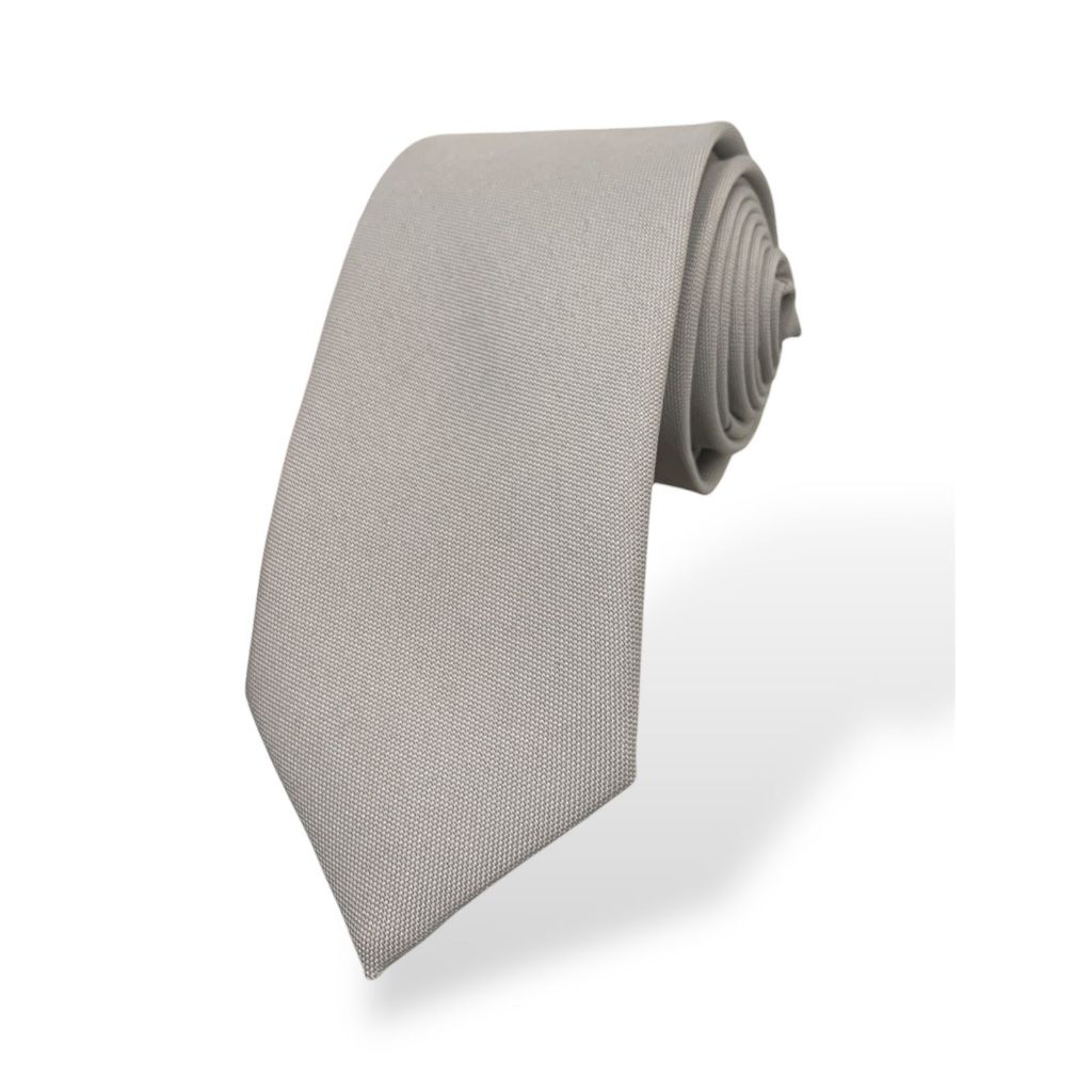 Gravata Cinza Prata Claro Lisa Fosca para Padrinhos de Casamento, Noivos e Eventos em Oferta na Shopee