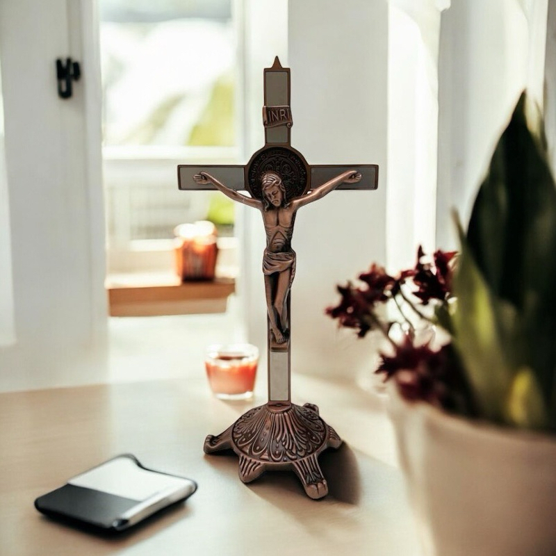 Crucifixo de Mesa 27 cm Bronze Jesus Crucificado em Metal Importado