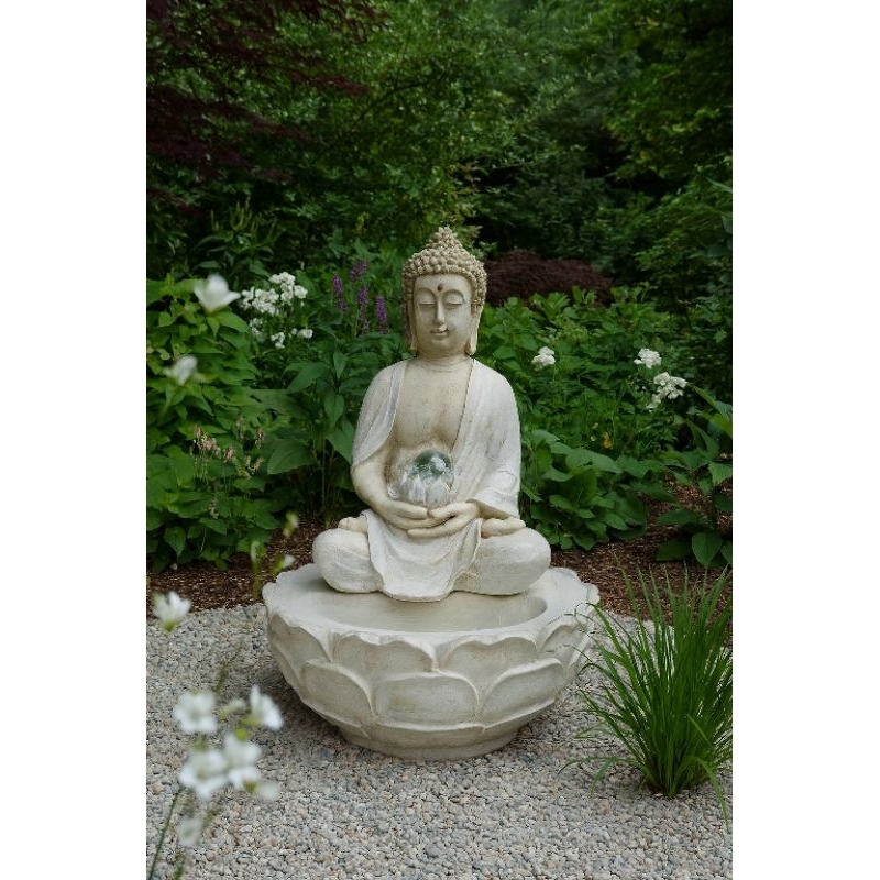 Imagem Fonte de água decorativa Buda com LED multicolor, efeito cascata zen, bivolt, ideal para meditação e decoração.