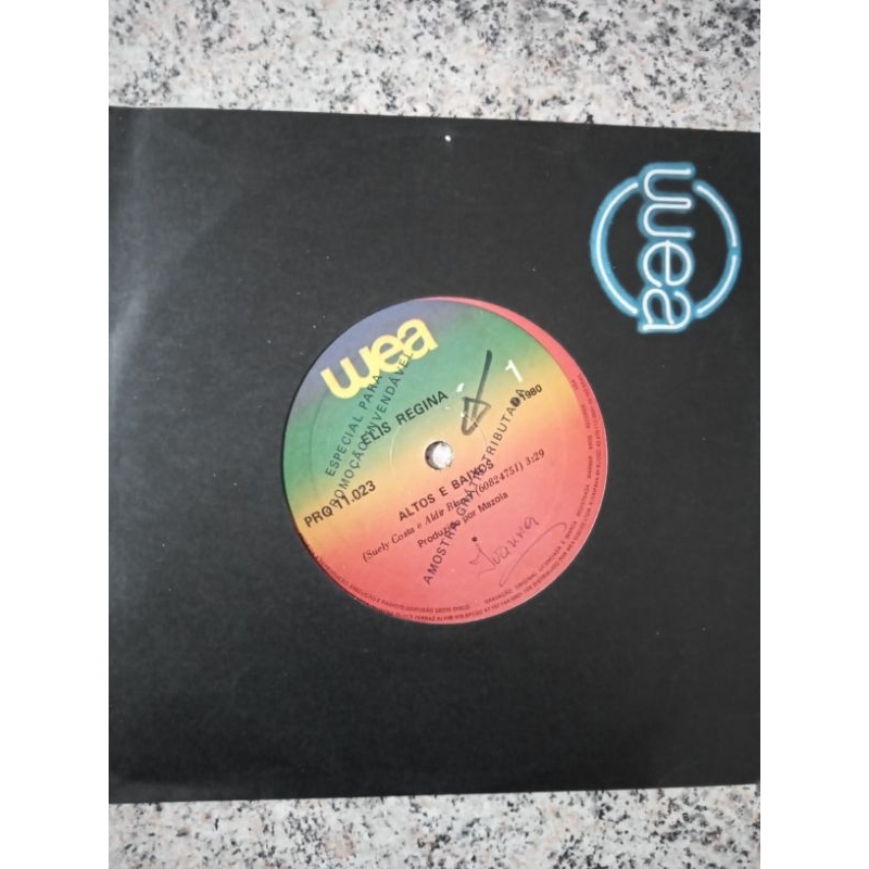 Compacto Vinil Elis Regina - Altos e Baixos / Belchior Comentário a respeito de John